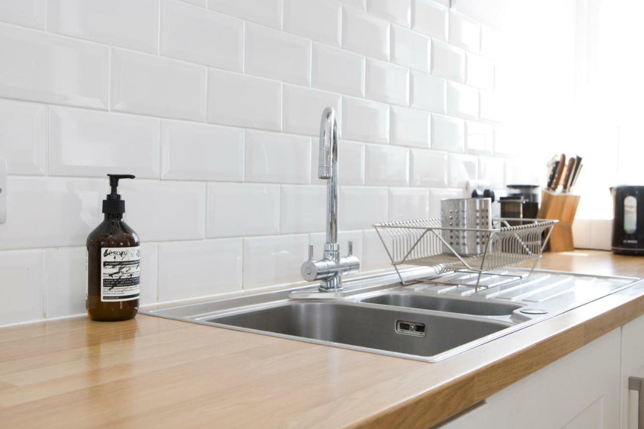Bright 2 Bedroom Apt - Great Location - Free Parking Bournemouth Ngoại thất bức ảnh