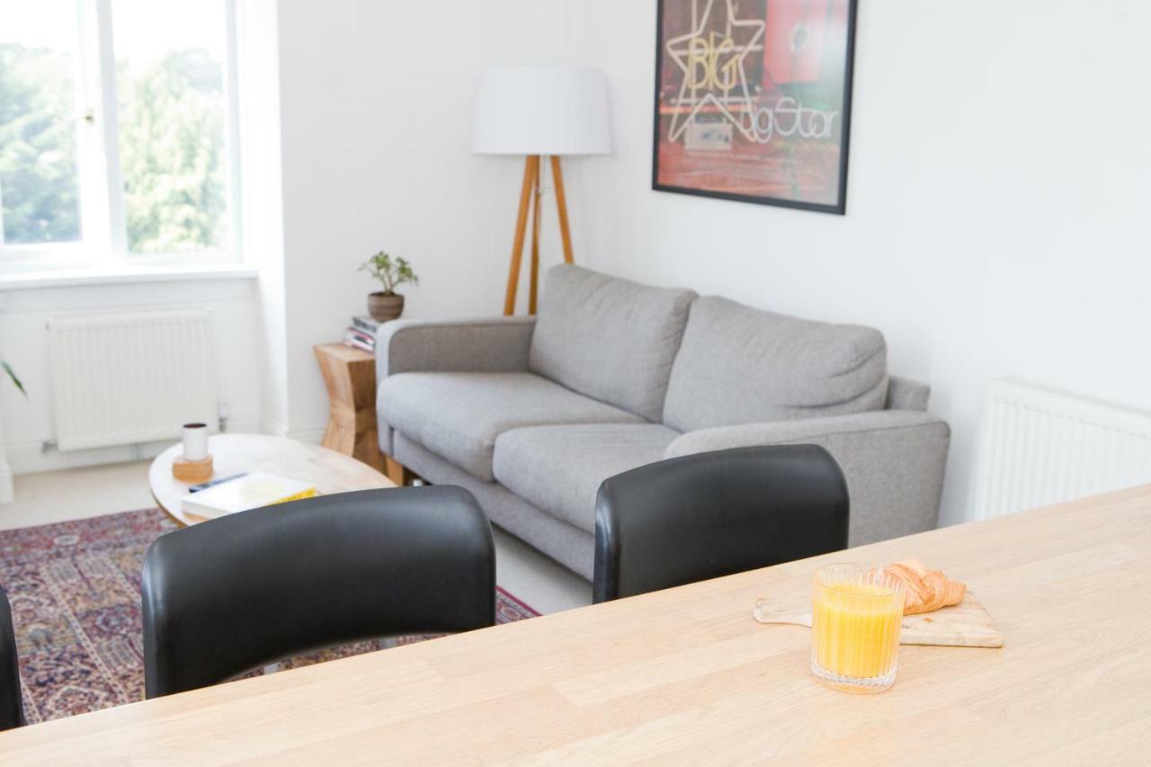 Bright 2 Bedroom Apt - Great Location - Free Parking Bournemouth Ngoại thất bức ảnh
